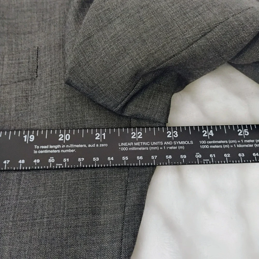 Lauren Ralph Lauren Mens 46R Suit Jacket Charcoal Gray 100% Wool Blazer 2 Button